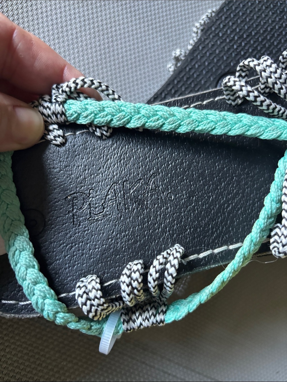 Plaka Women’s Mint Braided Rope Sandals sz 6- Black Footbed handmade NWOT - Picture 4 of 4